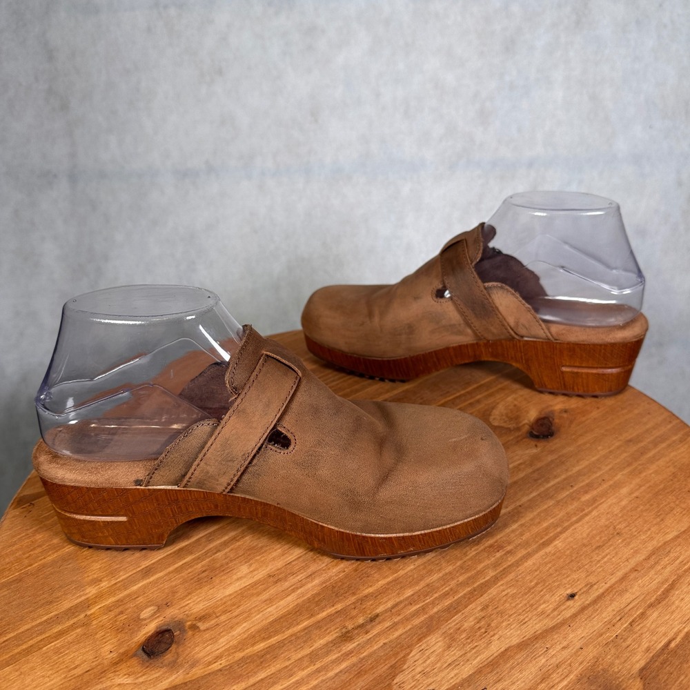 White Mountain Clogs Women 8.5 Brown Good Buckle Strap Platform Mules - Picture 10 of 13